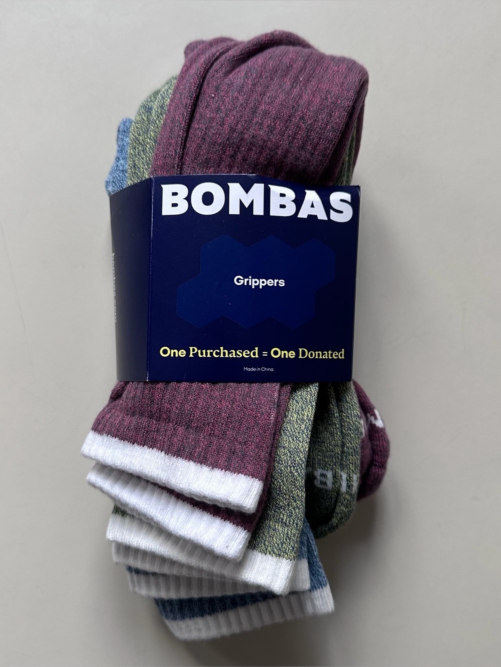 NWT Bombas Grippers 3-Pair Women’s L Mid Calf Crew Socks Colorblock Cushioned